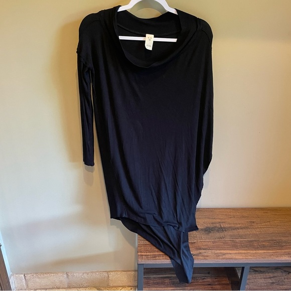 Free People We The Free Grapevine Asymmetrical Tunic Top Black XS - Picture 11 of 13